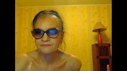 valentijm online show from March 9, 2025, 9:46 pm