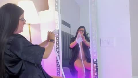 VALEN VEGA online show from February 20, 2026, 11:00 am