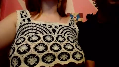 Snapshot of valeri_cove chatting on July 8, 2026, 12:09 pm Valeri Cove online show from July 8, 2026, 12:09 pm