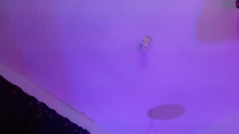 valeri_sotoo online show from May 6, 2026, 1:49 pm