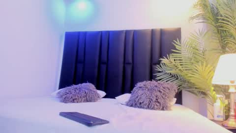 valeri_tafur online show from February 17, 2026, 11:07 am