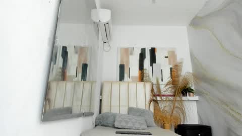 vale  online show from February 4, 2026, 12:00 pm