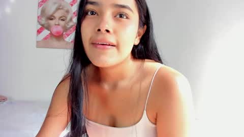 Snapshot of valeria_miller69 chatting on May 1, 2026, 1:37 pm valeria_miller69 online show from May 1, 2026, 1:37 pm