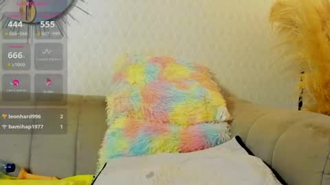 valeria_mtz online show from May 9, 2026, 9:09 pm