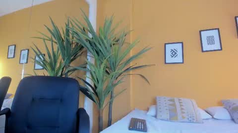 valeria_rua online show from July 11, 2026, 11:02 am