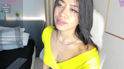 valeria online show from December 11, 2024, 10:47 am