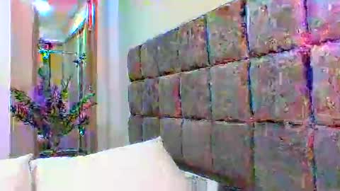 valeriafrannco online show from February 1, 2025, 2:37 am