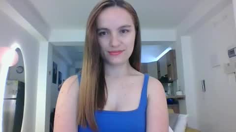 valeriafrannco online show from December 3, 2025, 3:43 pm