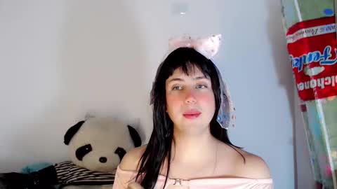 valeriagill_ online show from October 20, 2025, 8:53 pm