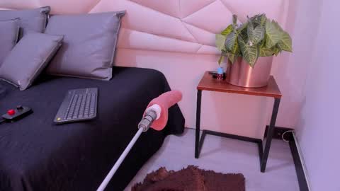 Valeria online show from March 8, 2026, 1:36 am