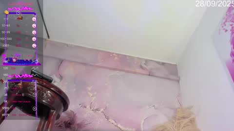   online show from September 28, 2025, 1:27 pm