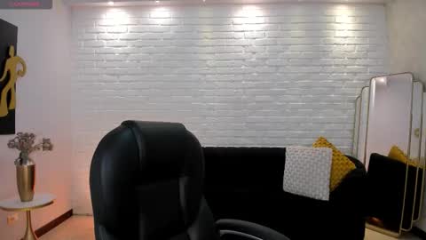 Valeria online show from November 2, 2025, 11:51 pm