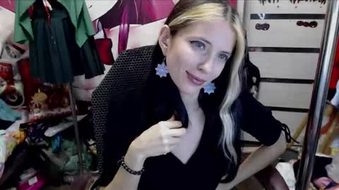 ValeriaXKiss online show from January 9, 2026, 8:43 pm