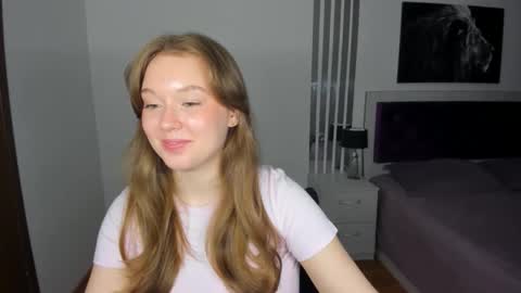 Snapshot of valericherry chatting on June 2, 2026, 12:29 pm ValeriCherry online show from June 2, 2026, 12:29 pm
