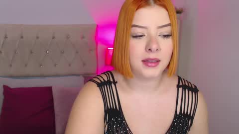 Snapshot of valerie_21 chatting on December 20, 2024, 9:32 am Valeriee online show from December 20, 2024, 9:32 am