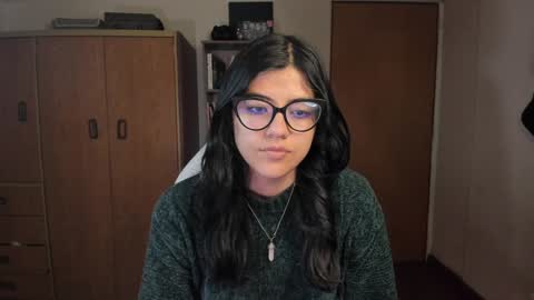 Val  online show from January 8, 2025, 3:29 am