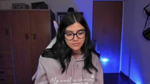 Val  online show from January 24, 2025, 1:35 am