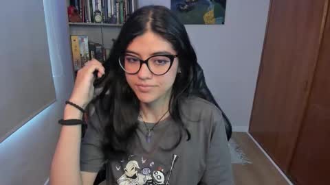 Val  online show from December 3, 2025, 11:30 am