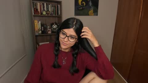 Val  online show from January 15, 2026, 3:44 am