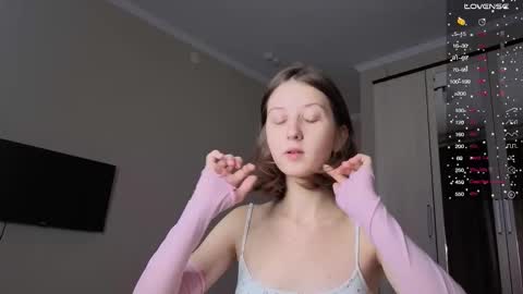 Snapshot of valerie_mooon chatting on October 11, 2025, 10:19 pm Kristi moony online show from October 11, 2025, 10:19 pm