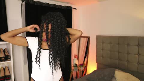 Valerie Style3 online show from December 10, 2024, 3:52 am
