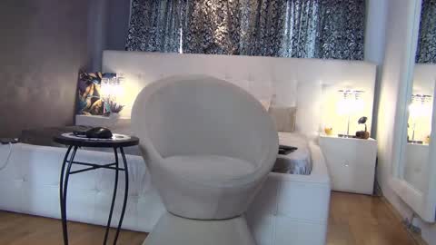 Valerie online show from October 9, 2025, 10:57 am