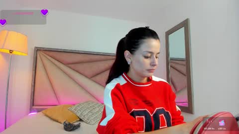 Snapshot of valeriemattson_ chatting on October 20, 2025, 5:57 pm valeriemattson_ online show from October 20, 2025, 5:57 pm
