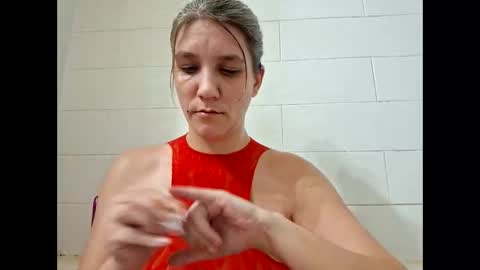 Snapshot of valerierayne13 chatting on February 26, 2026, 5:50 am ValerieRayne online show from February 26, 2026, 5:50 am