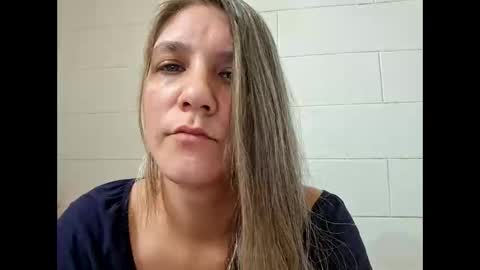 Snapshot of valerierayne13 chatting on March 14, 2026, 4:51 am ValerieRayne online show from March 14, 2026, 4:51 am