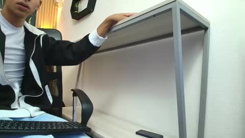 Snapshot of valerihot_1 chatting on March 15, 2026, 3:01 am VALERIO online show from March 15, 2026, 3:01 am