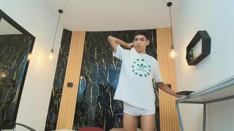 Snapshot of valerihot_1 chatting on March 19, 2026, 3:21 am VALERIO online show from March 19, 2026, 3:21 am