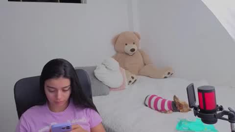 Juli C online show from February 10, 2026, 1:10 am