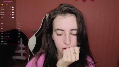 valeritiio online show from October 13, 2025, 3:39 am