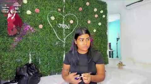 Snapshot of valery_021 chatting on December 21, 2024, 12:16 pm Valery online show from December 21, 2024, 12:16 pm