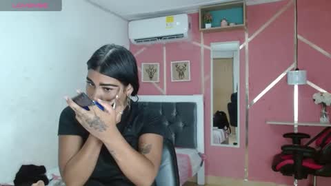 Snapshot of valery_021 chatting on January 6, 2025, 12:46 pm Valery online show from January 6, 2025, 12:46 pm
