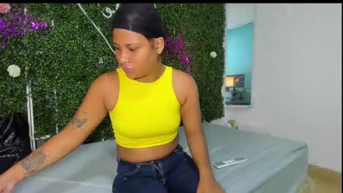 Snapshot of valery_021 chatting on February 9, 2025, 3:34 pm Valery online show from February 9, 2025, 3:34 pm