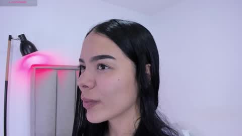 Cris  online show from December 23, 2025, 3:15 am