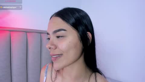 Cris  online show from April 30, 2026, 2:34 pm