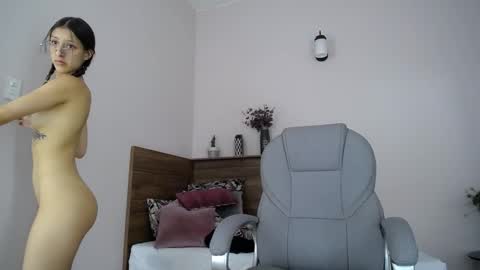 valery aranch1 online show from October 24, 2025, 7:54 pm