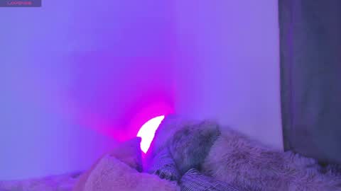 Snapshot of valery_kils chatting on May 1, 2026, 2:27 am VALERY online show from May 1, 2026, 2:27 am