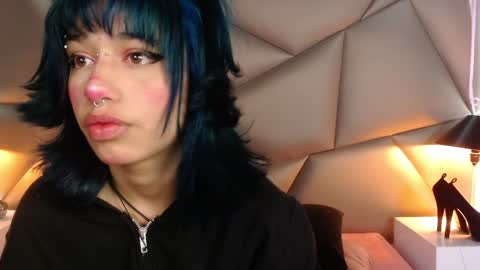 valery_smith15 online show from January 4, 2025, 6:19 am