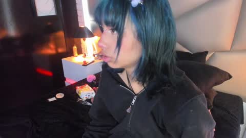 valery_smith15 online show from January 13, 2025, 9:08 am