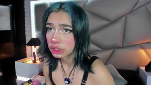 valery_smith15 online show from January 28, 2025, 3:36 am