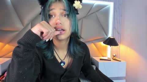 valery_smith15 online show from February 20, 2025, 9:44 am