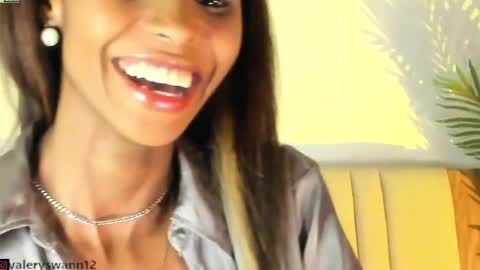 Snapshot of valery_swan1 chatting on December 23, 2024, 2:02 am Valery swan1 online show from December 23, 2024, 2:02 am