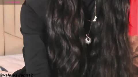 Snapshot of valery_swan1 chatting on February 5, 2025, 3:02 am Valery swan1 online show from February 5, 2025, 3:02 am