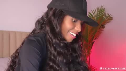 Snapshot of valery_swan1 chatting on September 27, 2025, 4:39 am Valery swan1 online show from September 27, 2025, 4:39 am