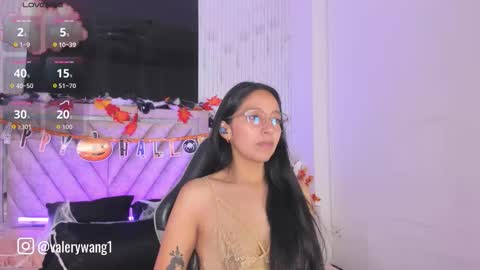 Snapshot of valery_wang chatting on October 21, 2025, 11:33 am Val online show from October 21, 2025, 11:33 am