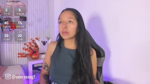 Snapshot of valery_wang chatting on October 22, 2025, 11:43 am Val online show from October 22, 2025, 11:43 am