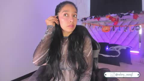 Snapshot of valery_wang chatting on October 24, 2025, 11:50 am Val online show from October 24, 2025, 11:50 am